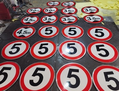 岳阳岳阳限速交通标牌厂家