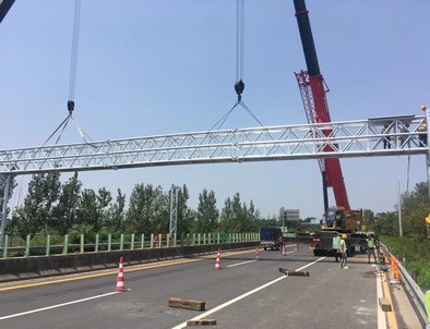 岳阳岳阳门架标牌施工现场