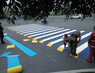 岳阳岳阳彩色路面标线施工